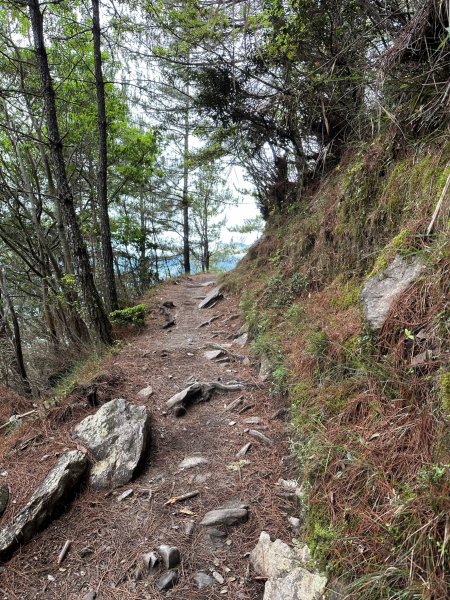 石瀑中行走登玉山前峰2208790