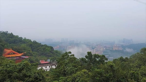 小百岳NO.14 深坑土庫岳。更寮古道 山豬窟尖，小南港山，南港山水綠生態公園2257365