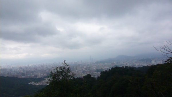 大台北地區看夜景景點～烘爐地登山步道1223328