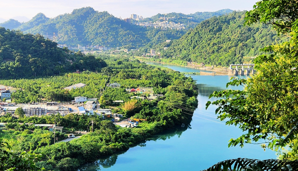 牛角坑山，牛角尖，竹崙山，鳥嘴尖，文山農場步道群