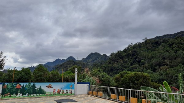 小百岳#33_仙山︳小攀岩︳過仙洞門1150403