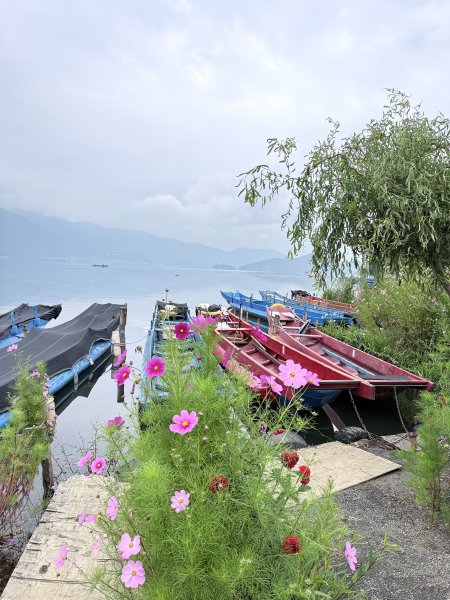 滇西北亞丁自由行D6（漫遊瀘沽湖，轉山日的祈福與晨光）2026.9.6