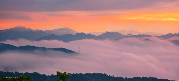 #石碇後山 #月亮 #曙光 #反燒 #日出 #雲海 8/3&103094723