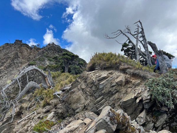 是不是有南字的山特別難成行南湖大山1875278