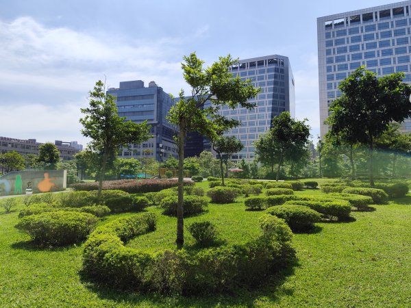 宏匯瑞光廣場、大港墘公園、基隆廟口夜市、基隆港高空煙火秀2796427