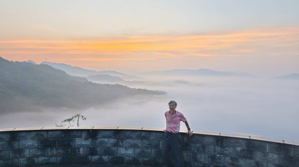 石碇星空夜景雲海流瀑/雲瀑/日出火燒雲&坪林開眼崙雲海9/142281219