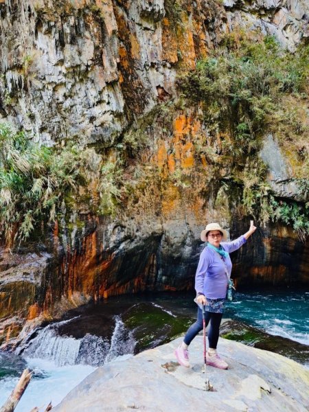 帖比倫峽谷瀑布與紅香溫泉2728707