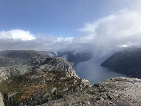 挪威聖壇岩410439