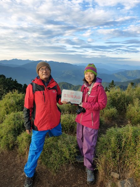 志佳陽大山 賞旭日雲彩 08/15-161072676