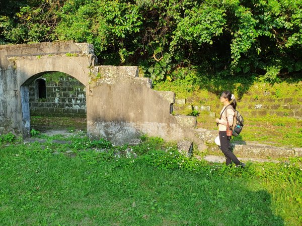 基隆槓子寮山，龍崗步道，瑞芳象鼻岩，老梅綠石槽，內湖老鷲尖山，翠湖，內溝山，油桐嶺1670387