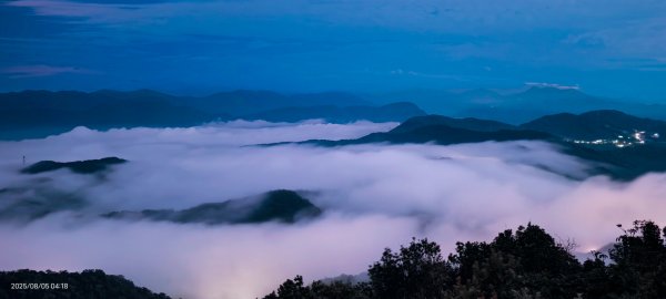 #二格山 #琉璃光 #日出 #雲海流瀑 #斜射光  8/52852492