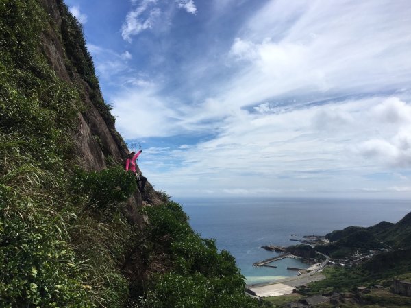 金剛雷霆峰岩嶙峋676691