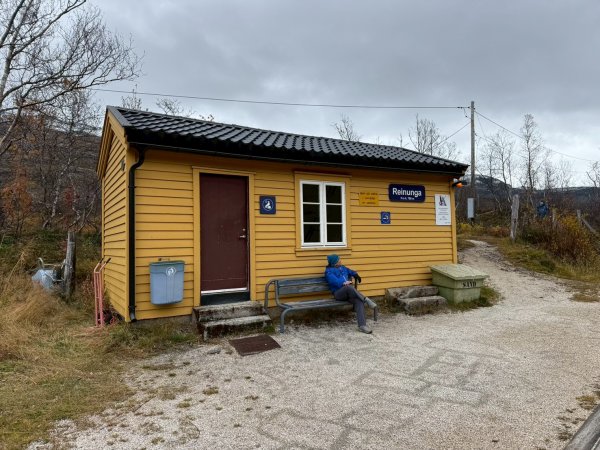 Norway-Myrdal-VATNAHALSEN HOTEL-湖邊健行2917783