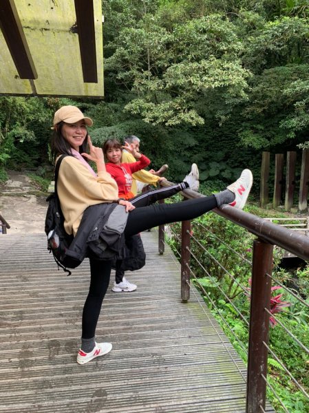 療癒系抹茶山，小百岳三角崙山，五峰旗瀑布1029842