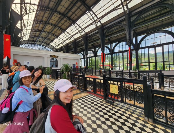 山旅也能輕鬆愜意闔家同歡~搭小火車、纜車登上越南最高峰(番西邦峰3143M)2883575