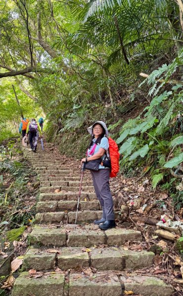 平溪步道縱走狗殷勤古道出故宮2852781