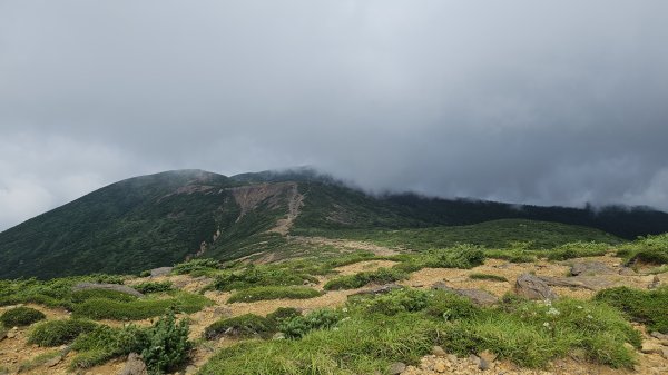 240810-藏王西端連峰熊野岳、馬之背、五色岳（御釜）、刈田岳縱走。美美兔第一次海外走山。2603746