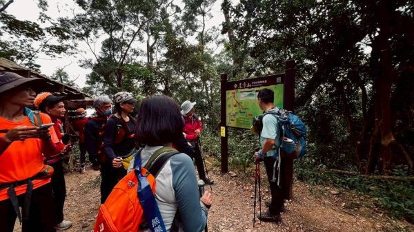 🌈12/14(日)南部最佳百岳練習場~小百岳-尾寮山✨FB：熊熊趴爬走🌈2961698