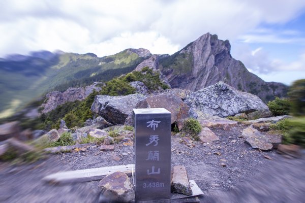 台灣最壯美稜線---聖稜1821098