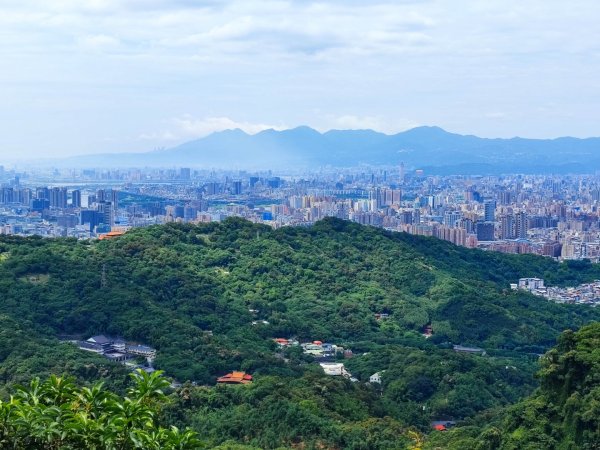 南勢角山-小百岳#16-新北市中和區2246894