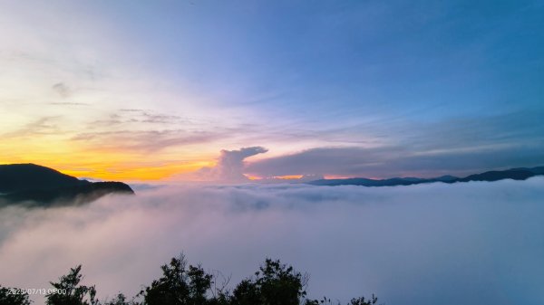 跟著雲海達人山友追雲趣 #月光雲海 #曙光雲海 #日出雲瀑 7/132834979