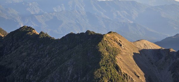 20251003-1006 南湖群峰四天6座百岳2919830