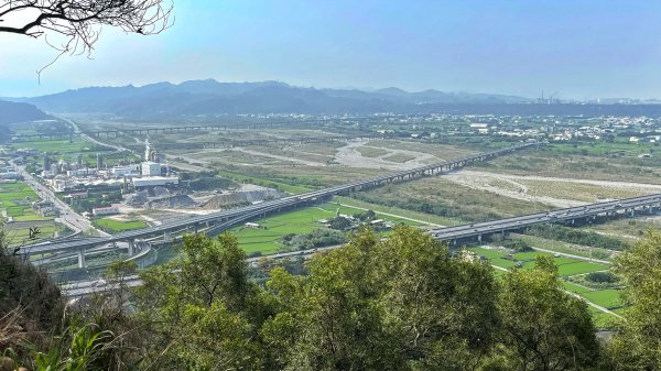 火炎山 連走 慈濟茶園 (搭火車登山去)2135283