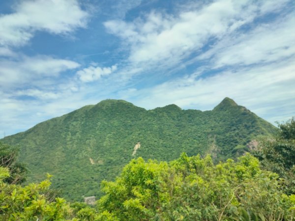 2023/6/28［台灣百大必訪步道］［無耳茶壺山］+報時山2200322