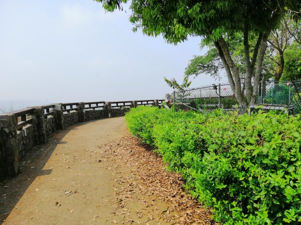 八卦山山脈最高峰。編號48小百岳 橫山754283