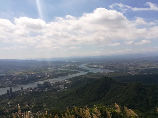 登觀音山的另一種選擇—土石運補路線