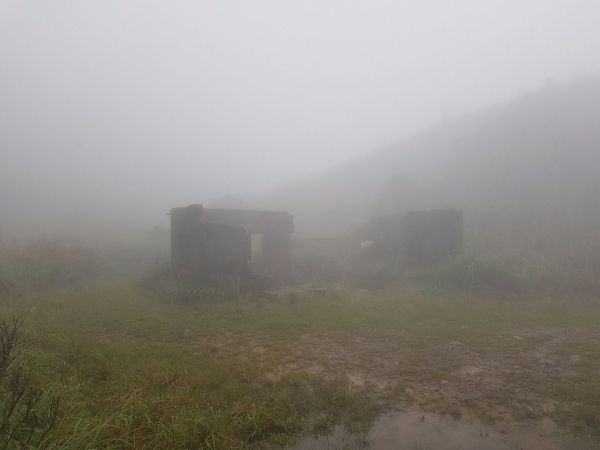 迷霧中的貂山古道202242