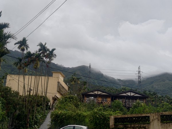 華山4-2號步道上雲嘉連峰2579397