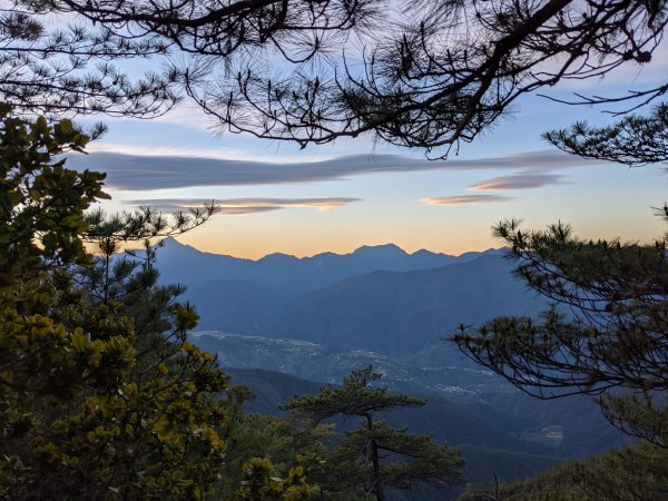 疫情爆發前之母親節登志佳陽大山1416844