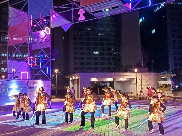 台灣燈會在台北 - 內湖大港墘公園閉幕式表演【齊心鞋力向前走】2038930