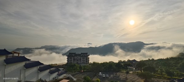 跟著雲海達人山友追雲趣 #月光雲海 #曙光雲海 #日出雲瀑 7/132834983