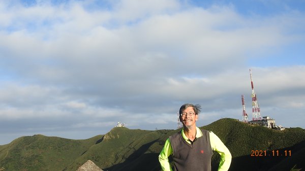 秋高氣爽芒花季再度陽明山天際線-七星山主東峰+大屯山主南西峰向天面天山O型+小觀音山主西南峰共10峰1511242