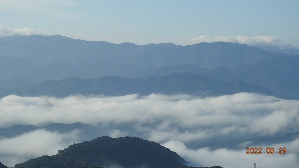 石碇二格山雲海流瀑+十三股山(永安社區)+獵狸尖(梅樹嶺山706M)8/271824909