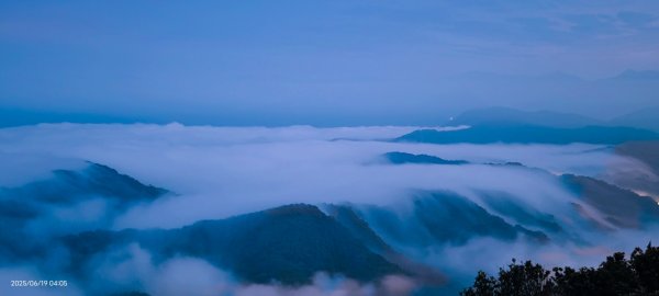 二格山 #琉璃光 #雲海流瀑 #雲瀑 #火燒雲 #霞光 #日出 6/192815286