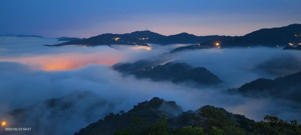 北宜郊山之濫觴 #琉璃光雲海 #日出雲海 #觀音圈雲海 #海景第一排 6/232818932