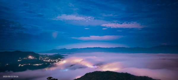 #二格山 #琉璃光 #雲海流瀑 #雲海 #日出 #火燒雲 #手機拍攝 #VivoX100 5/222794124