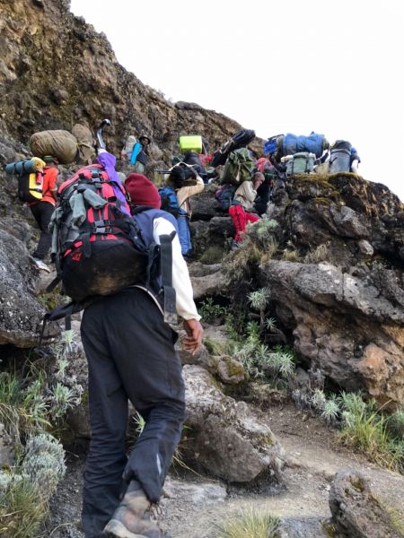 201802哭著拖上去ㄉ吉利馬札羅火山279373