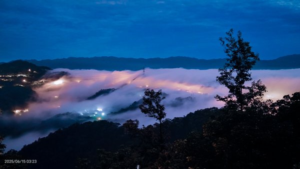 北宜郊山之濫觴 #琉璃光雲海 #琉璃光雲瀑 #日出雲海 #觀音圈雲海 #海景第一排 6/152812329