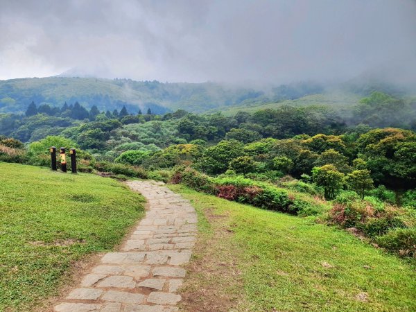 頂山，石梯嶺，竹篙山，雞心崙，五指山，梅花山，香對山，雙溪溝古道，風櫃嘴步道，土城明德山1664725