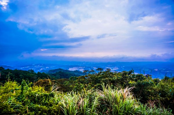 青龍嶺到大棟山，觀桃園落日，賞台北夜景211450