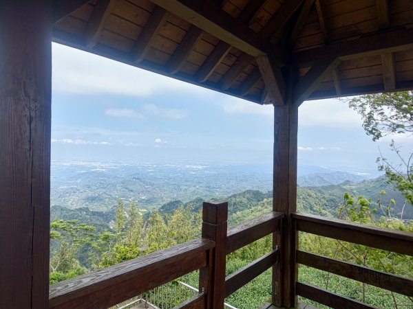 華山4-2號步道上雲嘉連峰2579347