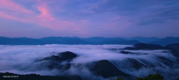 二格山 #琉璃光 #雲海流瀑 #雲瀑 #火燒雲 #日出 6/222817105