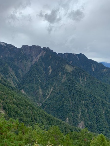 邊緣系山女：玉山前峰696713