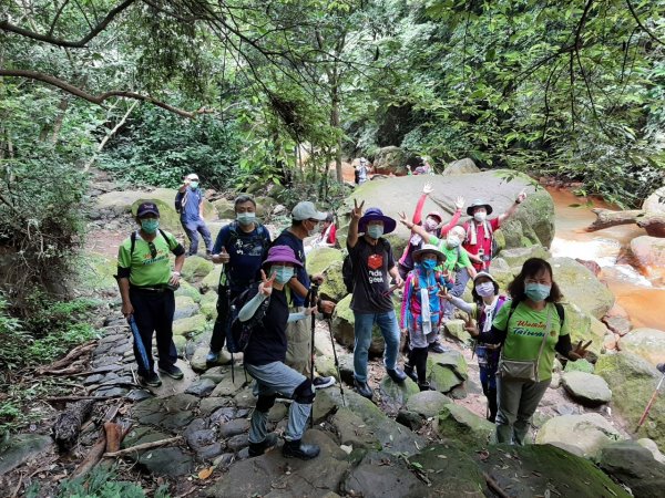 《暢遊天母翠峰瀑布、天母古道、下竹林山、玉稠湖山主峰&南峰》1445654