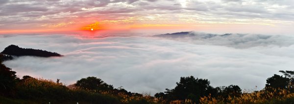 #馬那邦山 #夕陽 #雲海 #火燒雲 12/282971619