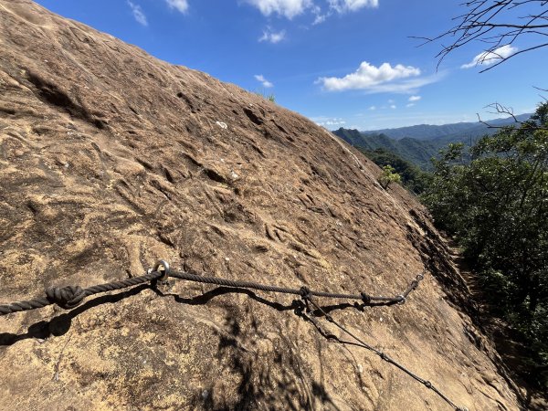 [微笑山線_第九段] 2025_0914 二格山系_皇帝殿東峰2889503
